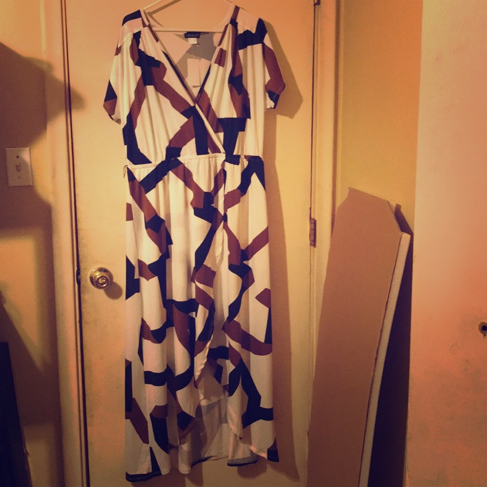 Plus size Venus maxi dress geometric design